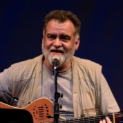 Cântărețul Alexandru Andrieș. Sursă foto: Wikipedia